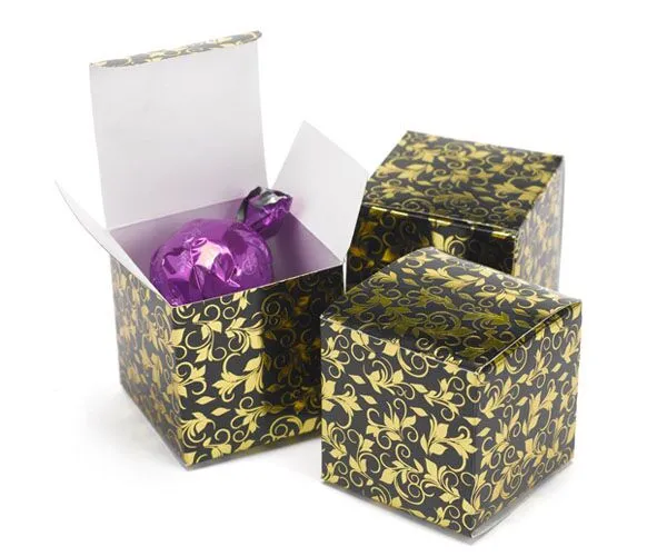 custom-printed-favor-boxes